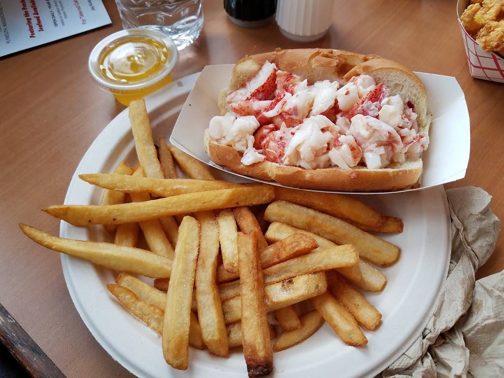 Woods Seafood | restaurant | 15 Town Wharf, Plymouth, MA 02360, USA | 5087460261 OR +1 508-746-0261