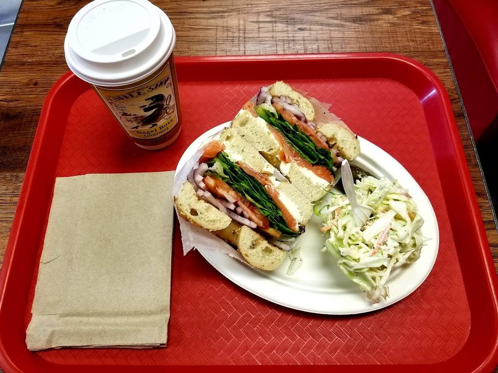 Bagel Boss | bakery | 1564 Union Tpke, New Hyde Park, NY 11040, USA | 5164377100 OR +1 516-437-7100