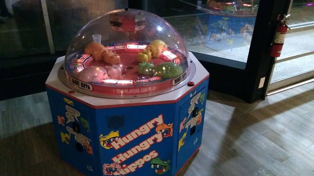 Recbar 812 | restaurant | 336 Pearl St, New Albany, IN 47150, USA | 8126705234 OR +1 812-670-5234