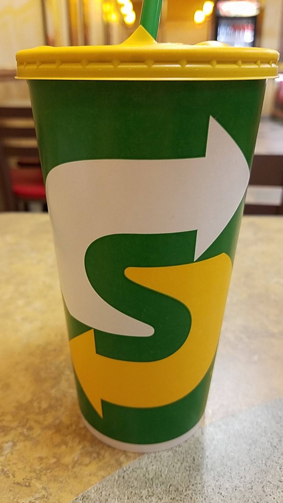 Subway Restaurants | restaurant | Kimberly Commons, 3301 W Kimberly Rd Suite G, Davenport, IA 52806, USA | 5634453014 OR +1 563-445-3014