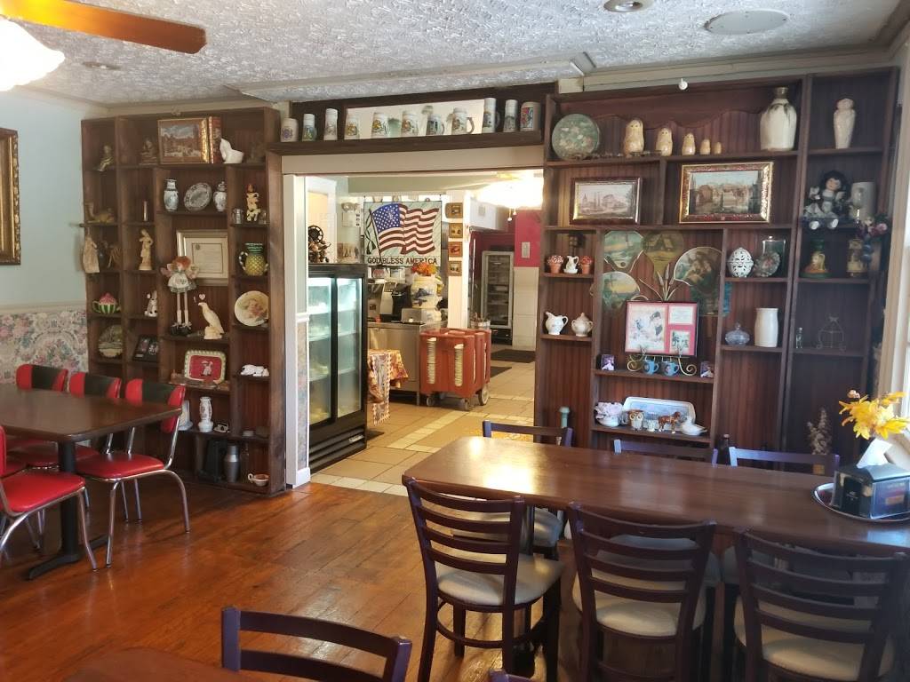 Plantation House Restaurant and Catering | restaurant | 3240 Grandview Rd, Millbrook, AL 36054, USA | 3342851466 OR +1 334-285-1466