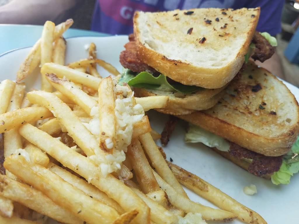 Blue Wing Saloon | restaurant | 9550 Main St, Upper Lake, CA 95485, USA | 7072752233 OR +1 707-275-2233