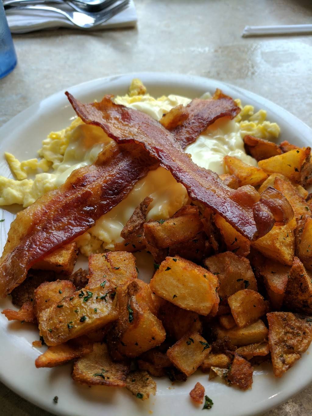 King Street Cafe | cafe | 390 King St, Franklin, MA 02038, USA | 5085417117 OR +1 508-541-7117