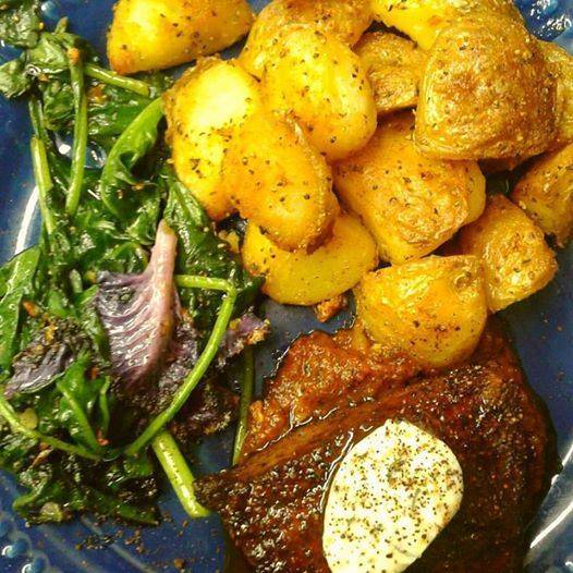 Carmens De La Calle | restaurant | 320 N Flores St, San Antonio, TX 78205, USA | 2102814349 OR +1 210-281-4349