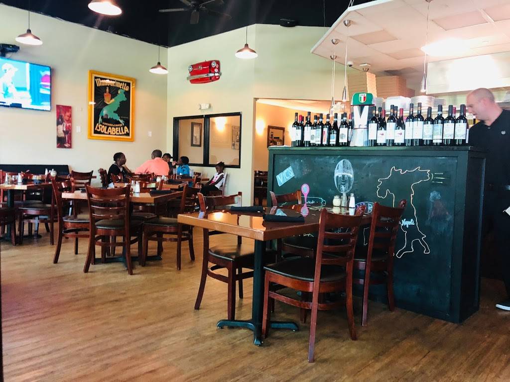 Vics Italian Restaurant & Pizzeria | restaurant | 4035 Lake Boone Trail #109, Raleigh, NC 27607, USA | 9842009292 OR +1 984-200-9292