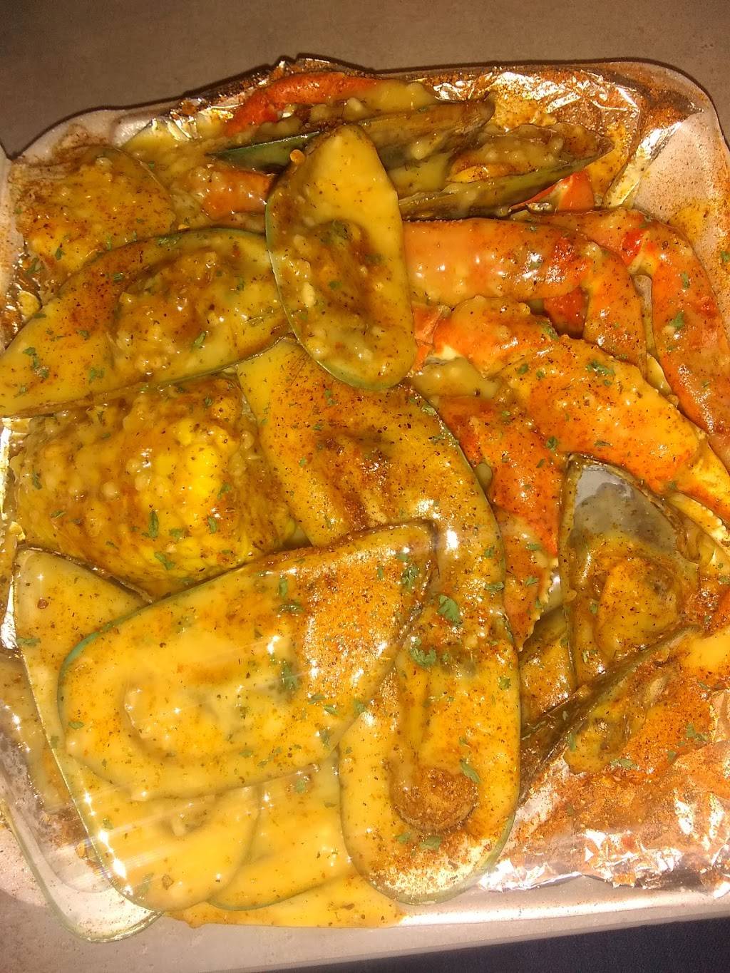 Soulfed philly lounge | restaurant | 6424 Castor Ave, Philadelphia, PA 19149, USA | 2155443269 OR +1 215-544-3269