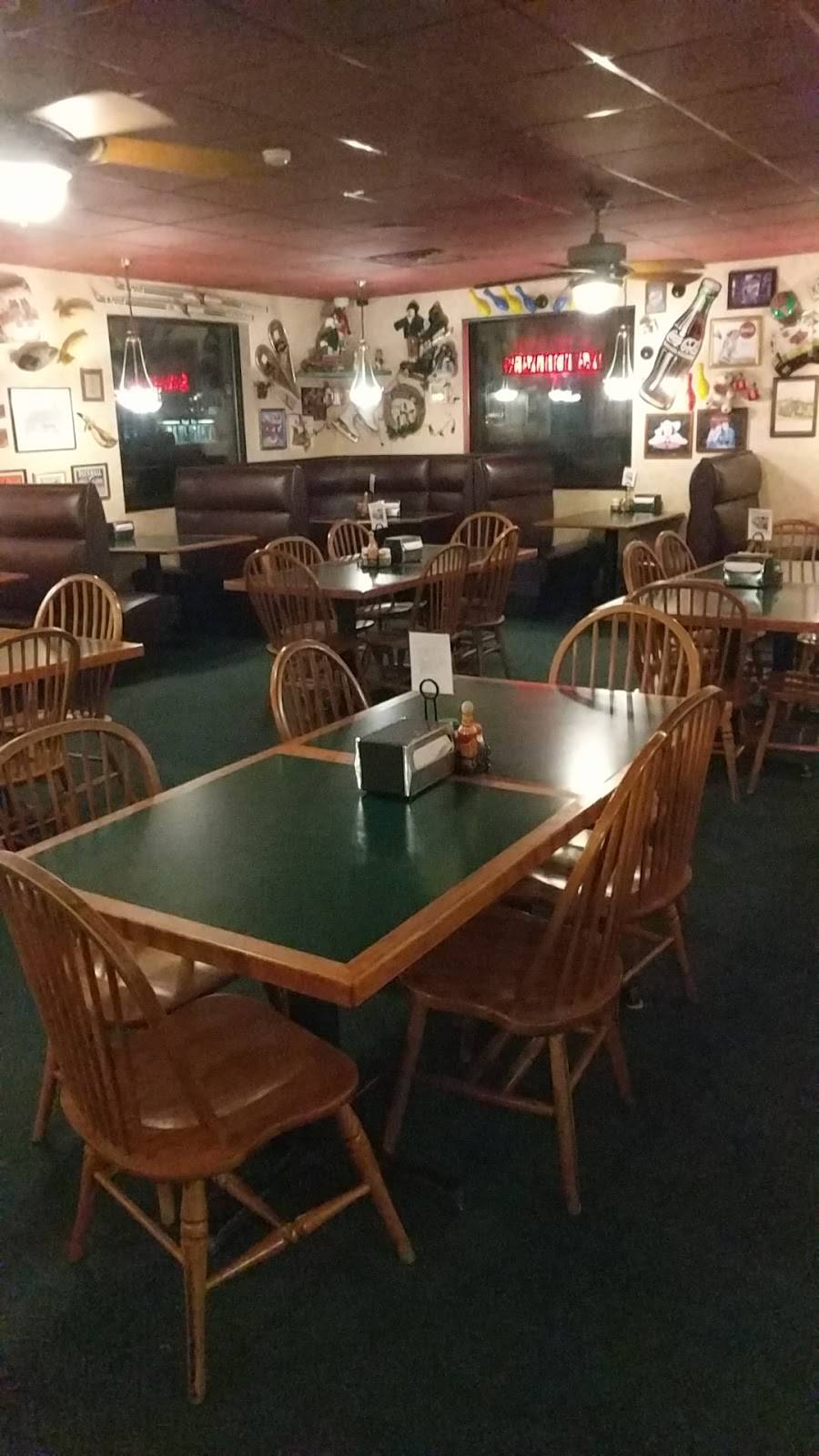 Monicals Pizza | restaurant | 1900 W Main St, Shelbyville, IL 62565, USA | 2177744100 OR +1 217-774-4100