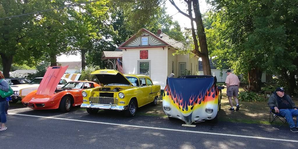 Maple Valley Inn | restaurant | 116 W 2nd St, Trufant, MI 49347, USA | 6162005277 OR +1 616-200-5277