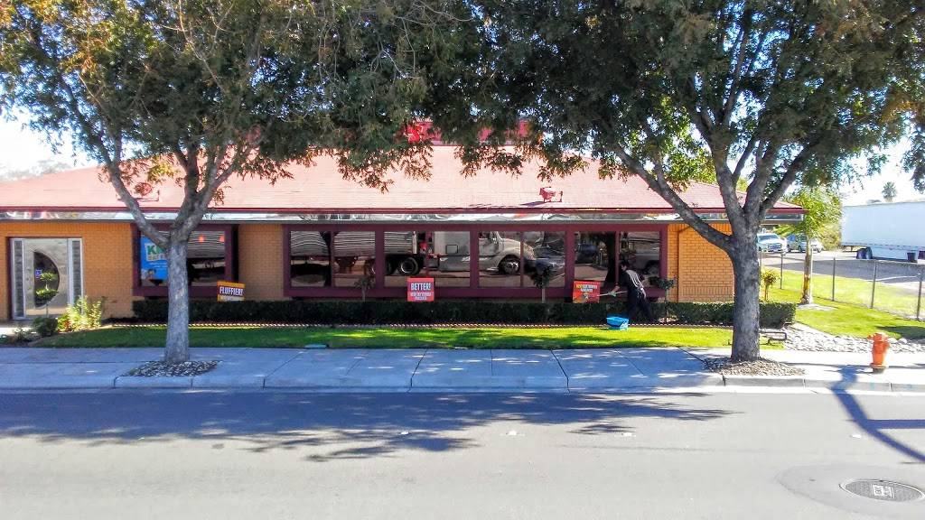 Dennys | restaurant | 3718 N Tracy Blvd, Tracy, CA 95304, USA | 2098361047 OR +1 209-836-1047