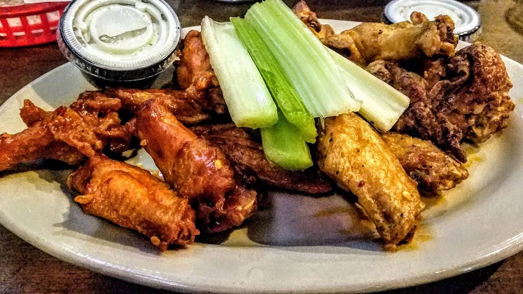 Wild Wing Cafe | cafe | 5530 Windward Pkwy, Alpharetta, GA 30004, USA | 6789909464 OR +1 678-990-9464