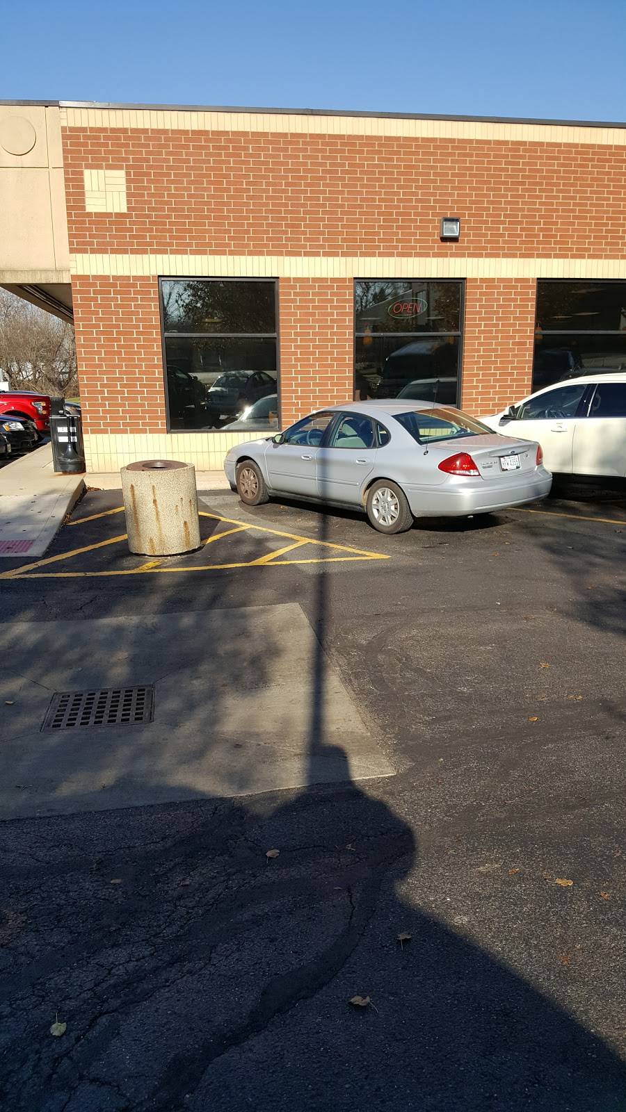 Subway | restaurant | 536-540 W Main St, Louisville, OH 44641, USA | 3308755411 OR +1 330-875-5411