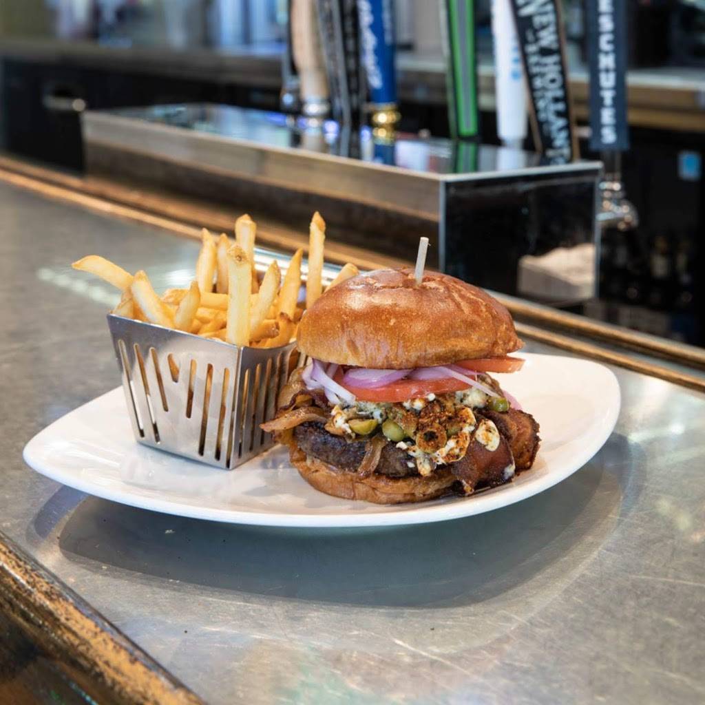 Old Burdicks Bar & Grill at Wings West | restaurant | 5076 Sports Dr, Kalamazoo, MI 49009, USA | 2694884500 OR +1 269-488-4500