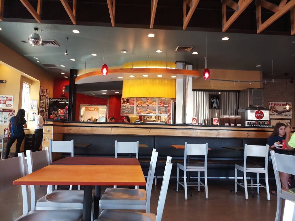 Raising Canes Chicken Fingers | meal takeaway | 7386 E Shea Blvd, Scottsdale, AZ 85260, USA | 4802658995 OR +1 480-265-8995