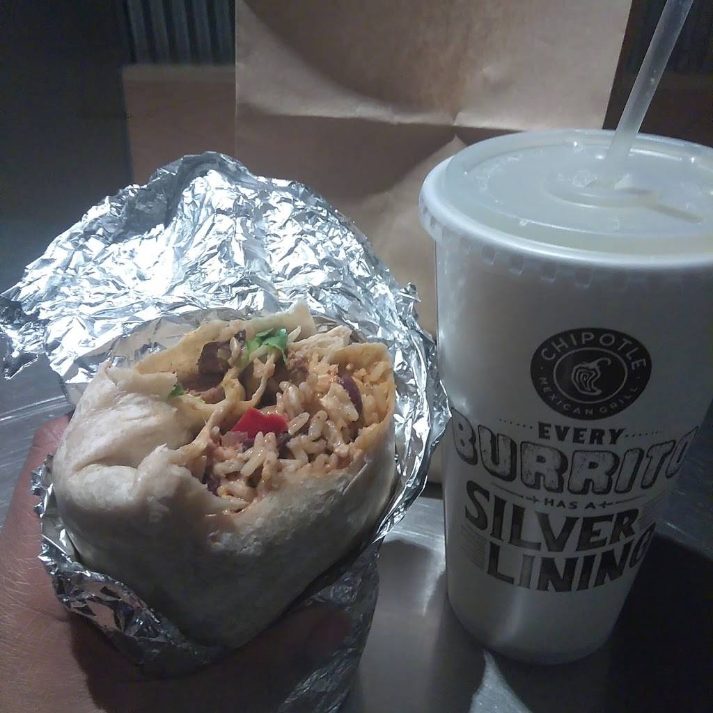 Chipotle Mexican Grill | restaurant | 501 W 75th St, Kansas City, MO 64114, USA | 8168228820 OR +1 816-822-8820