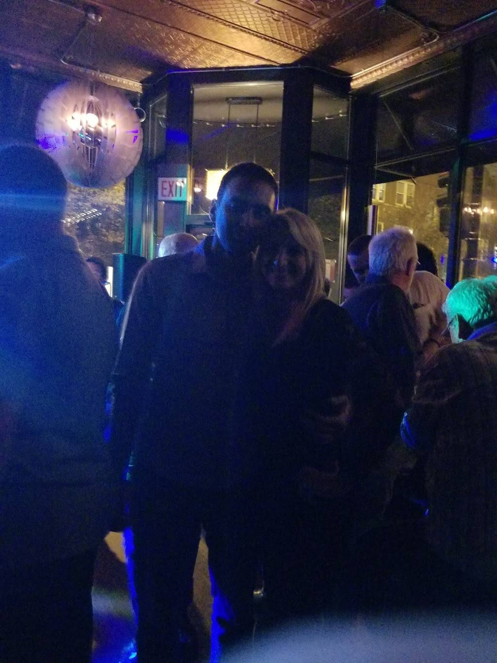 Xippo | meal takeaway | 3759 N Damen Ave, Chicago, IL 60618, USA | 7735299135 OR +1 773-529-9135