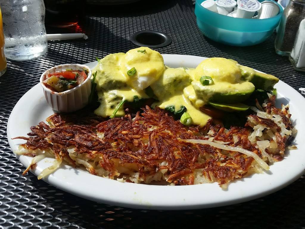 Esaus Cafe | restaurant | 507 Linden Ave, Carpinteria, CA 93013, USA | 8056841070 OR +1 805-684-1070