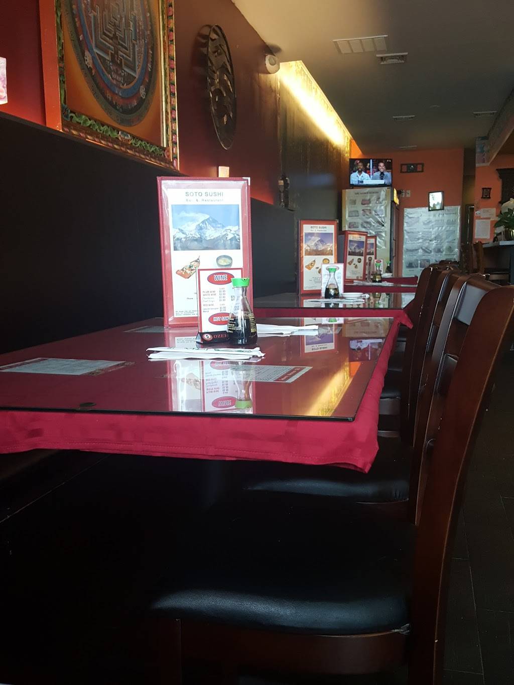 Soto Sushi | restaurant | 188 W Old Country Rd, Hicksville, NY 11801, USA | 5165131809 OR +1 516-513-1809