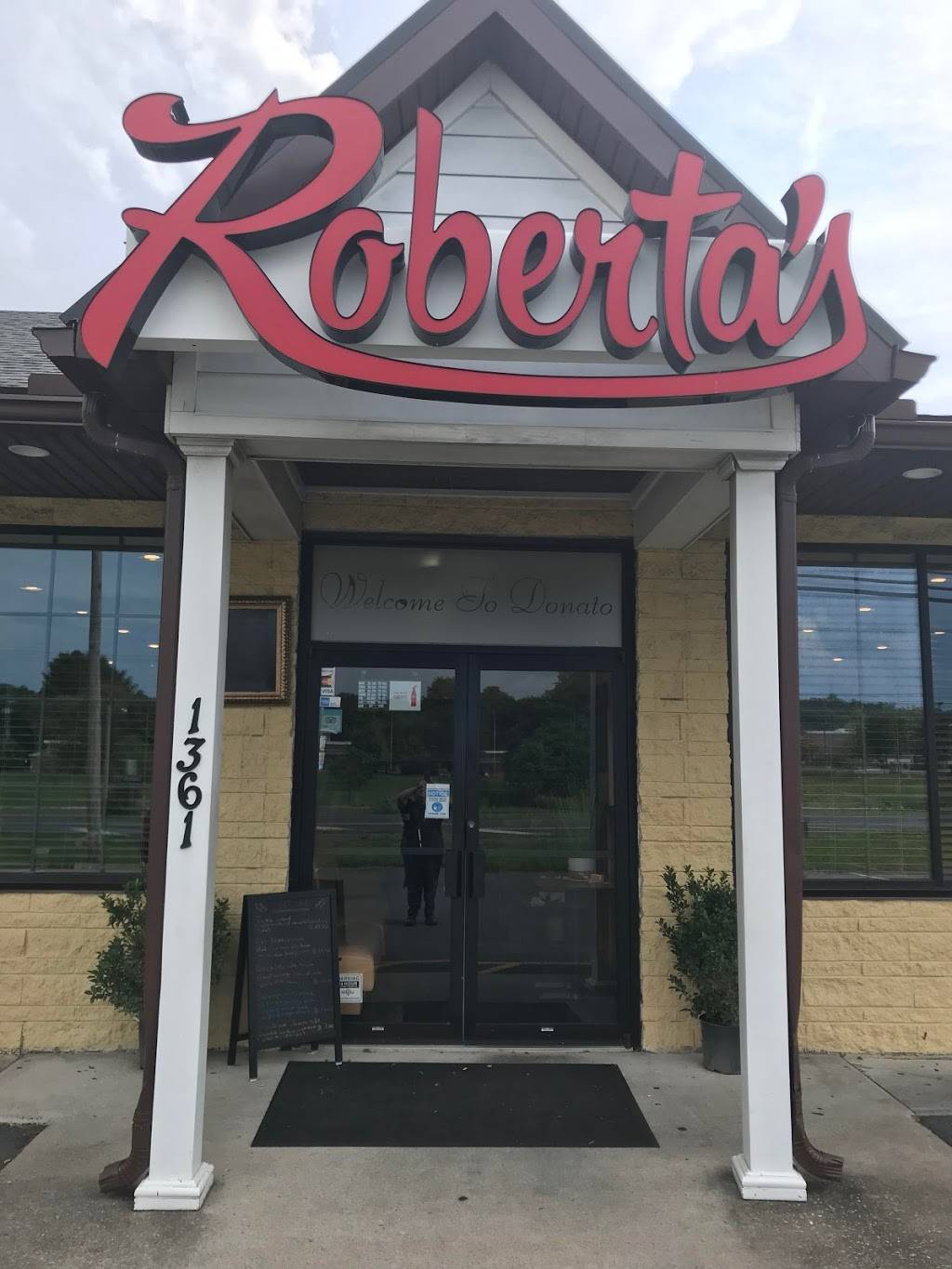 Robertas Italian Restaurant and Pizzeria | restaurant | 1361 N Frederick Pike, Winchester, VA 22603, USA | 5406679797 OR +1 540-667-9797
