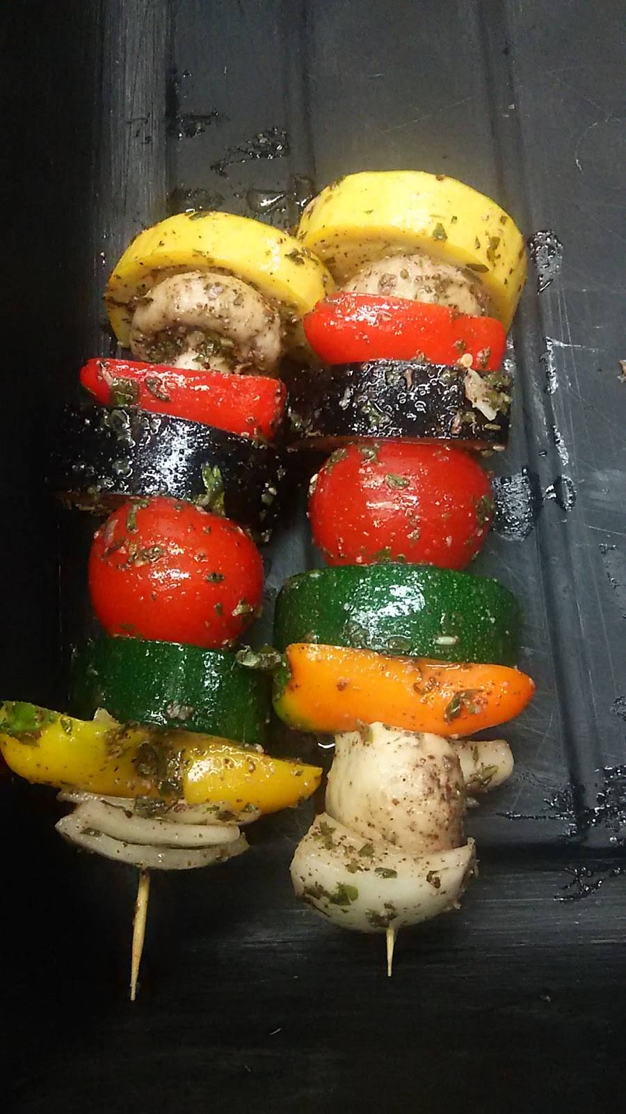 Zaytune Mediterranean Grill | restaurant | 3129 S Morgan St, Chicago, IL 60608, USA | 7732546300 OR +1 773-254-6300