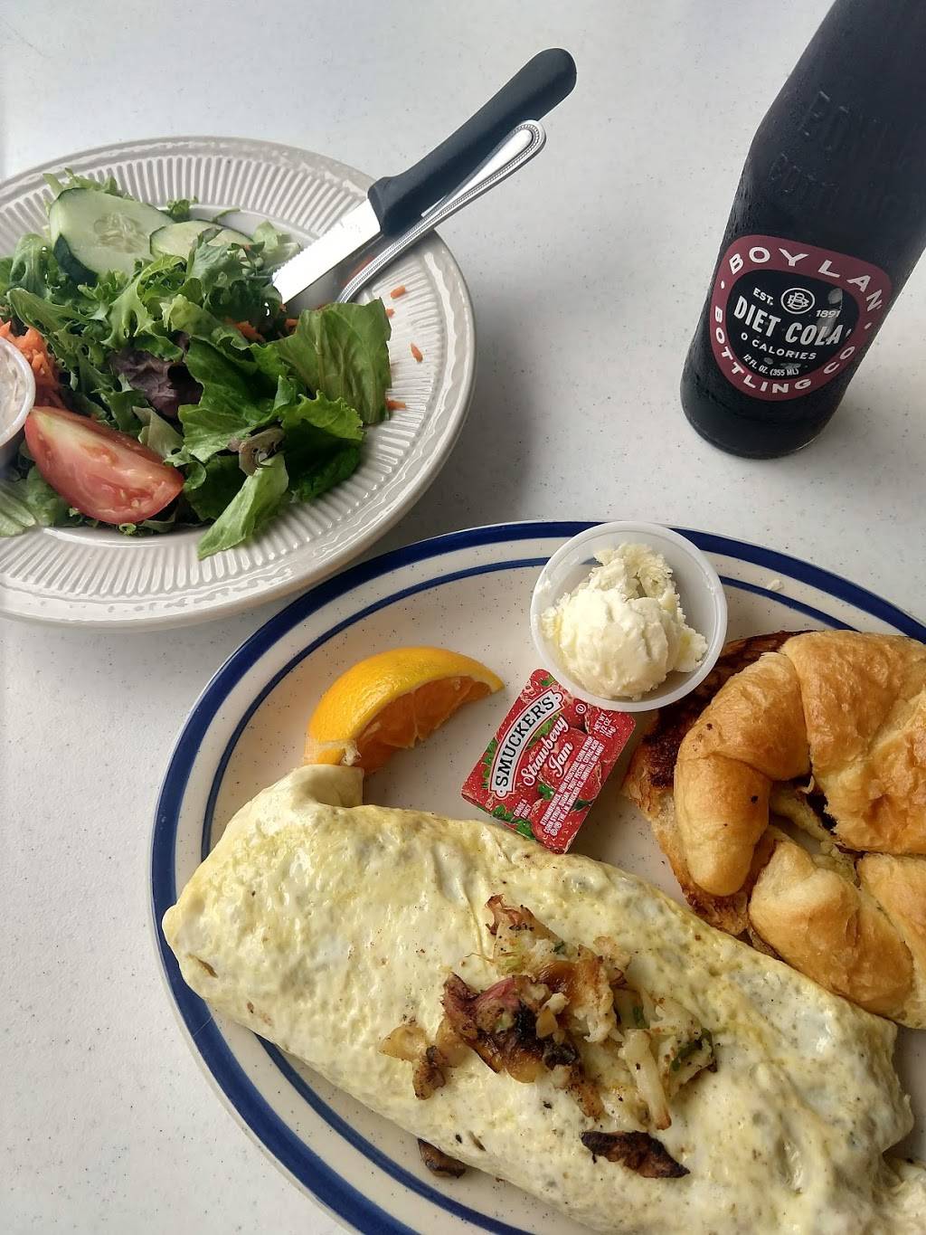 Sweetwater 123 | restaurant | 123 W Richardson Ave, Summerville, SC 29483, USA | 8436958488 OR +1 843-695-8488