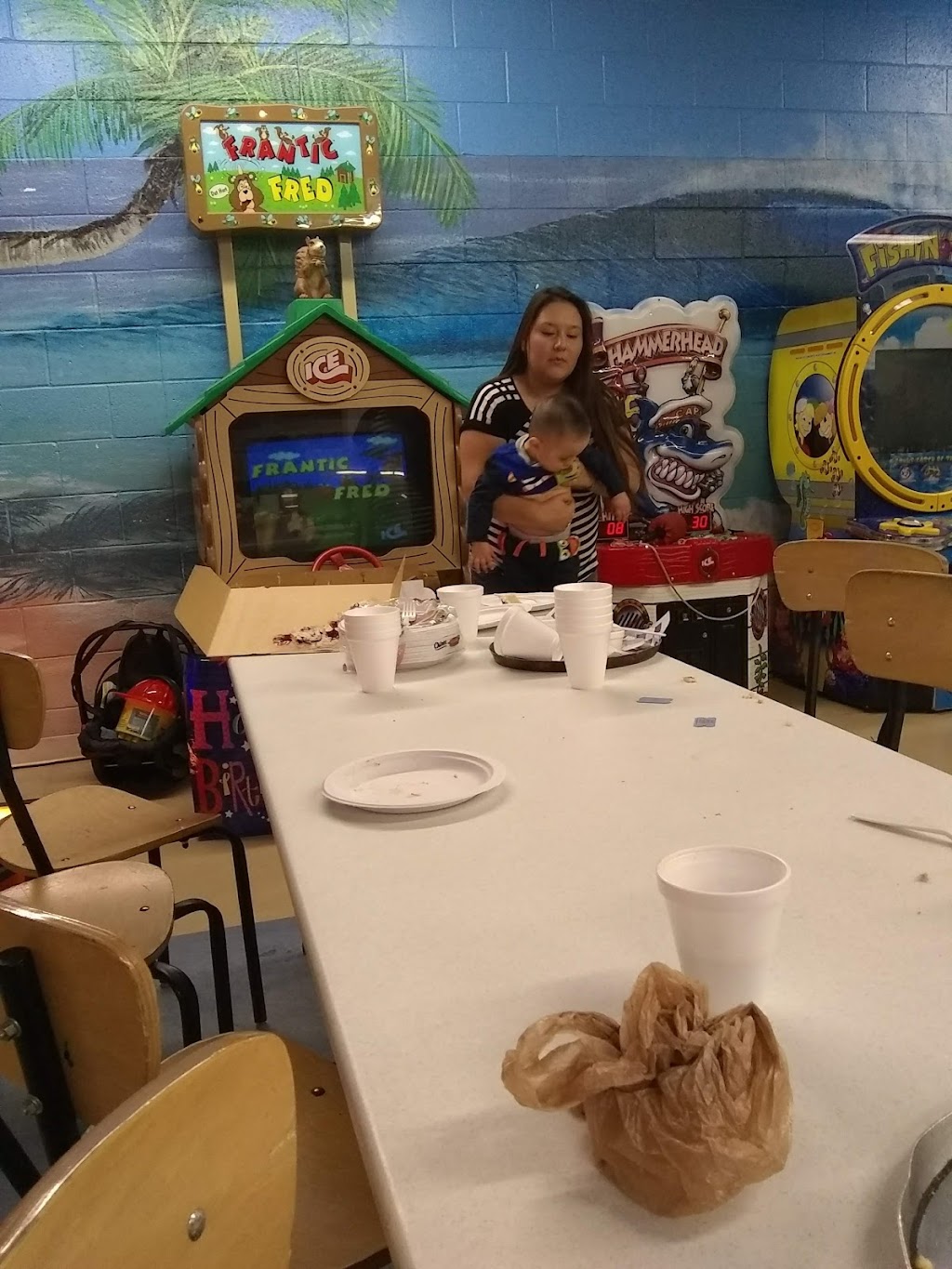 Surf Shack Pizza | meal delivery | 320 E Stephens Ave, Grants, NM 87020, USA | 5052878876 OR +1 505-287-8876