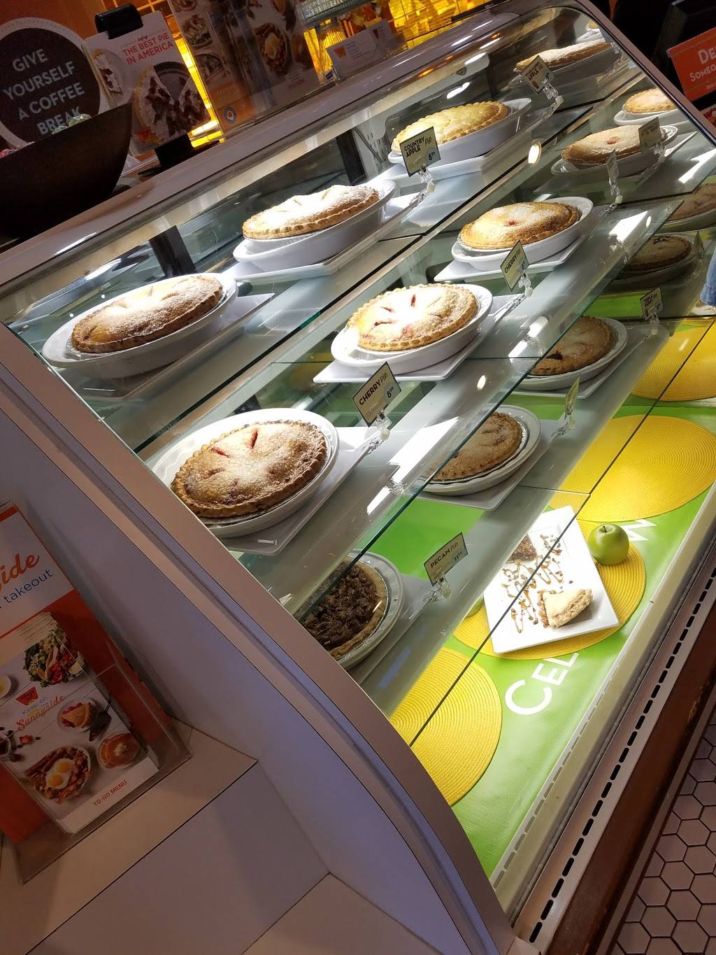 Village Inn | bakery | 4040 E Bell Rd, Phoenix, AZ 85032, USA | 6027650458 OR +1 602-765-0458