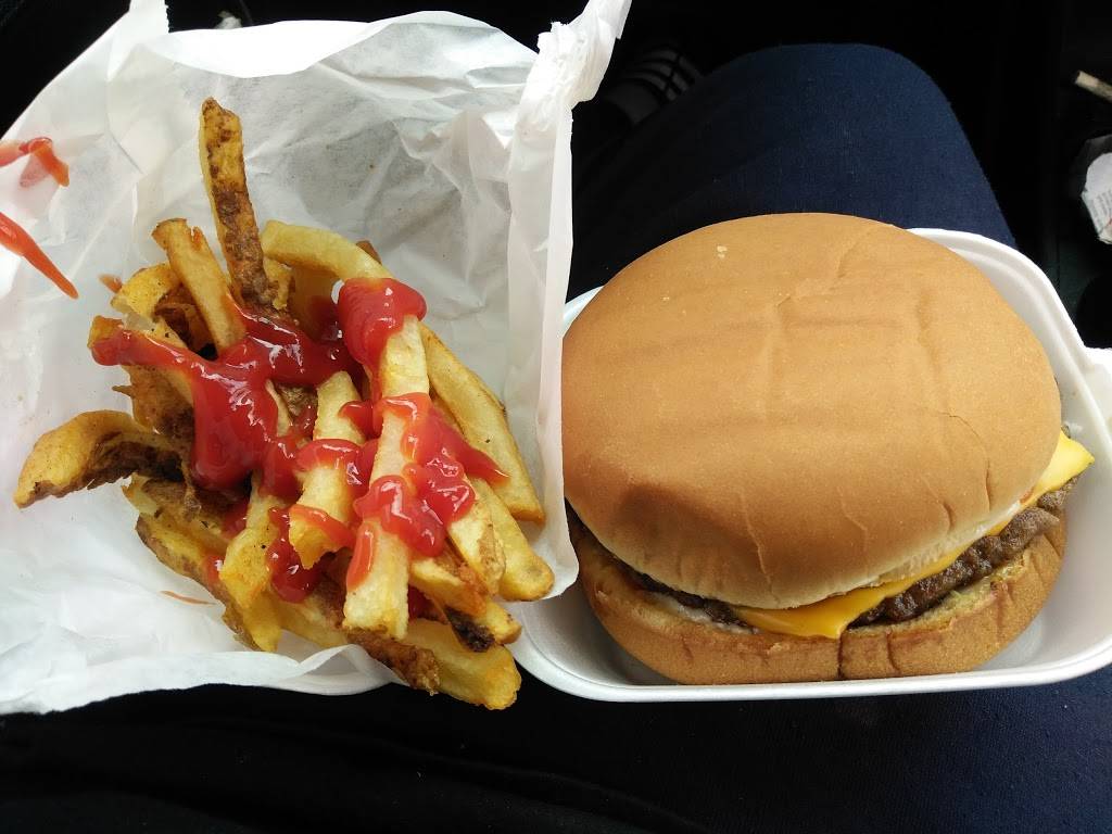 Shuttle Burgers & More | restaurant | 8405 Almeda Genoa Rd # A, Houston, TX 77075, USA | 7139916625 OR +1 713-991-6625