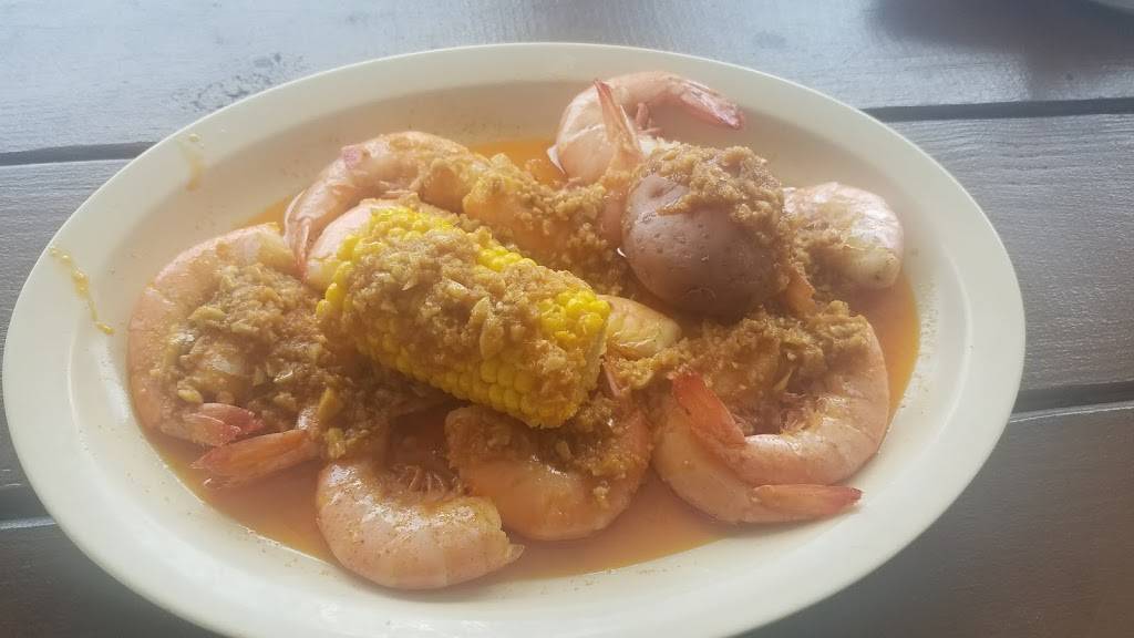 New La Crawfish Boil | restaurant | 10625 Veterans Memorial Dr Suite I, Houston, TX 77038, USA | 2814489500 OR +1 281-448-9500