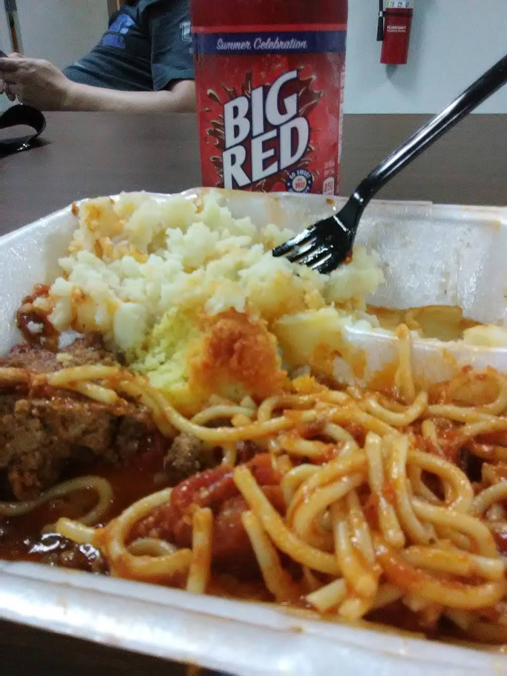 Big Mommas Soul Kitchen | restaurant | 4532 W Broadway, Louisville, KY 40211, USA | 5027729580 OR +1 502-772-9580