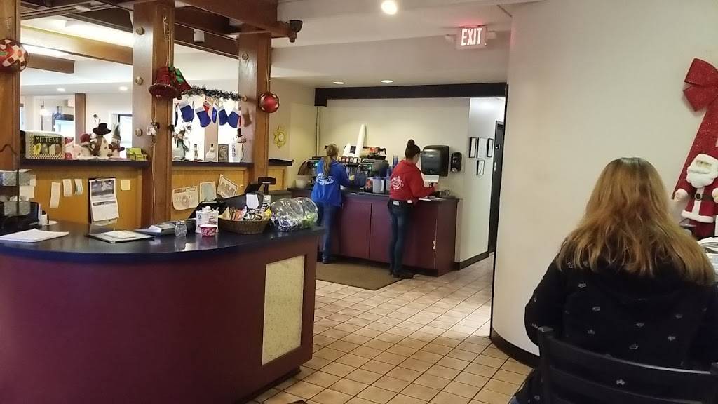 Richs Cafe | restaurant | 3411 Lower Huntington Rd, Fort Wayne, IN 46809, USA | 2604781996 OR +1 260-478-1996