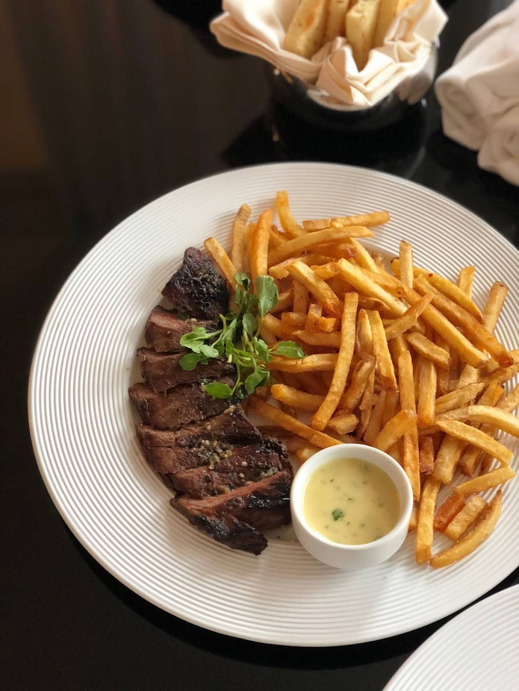 Booth One | restaurant | 1301 N State Pkwy, Chicago, IL 60610, USA | 3126490535 OR +1 312-649-0535