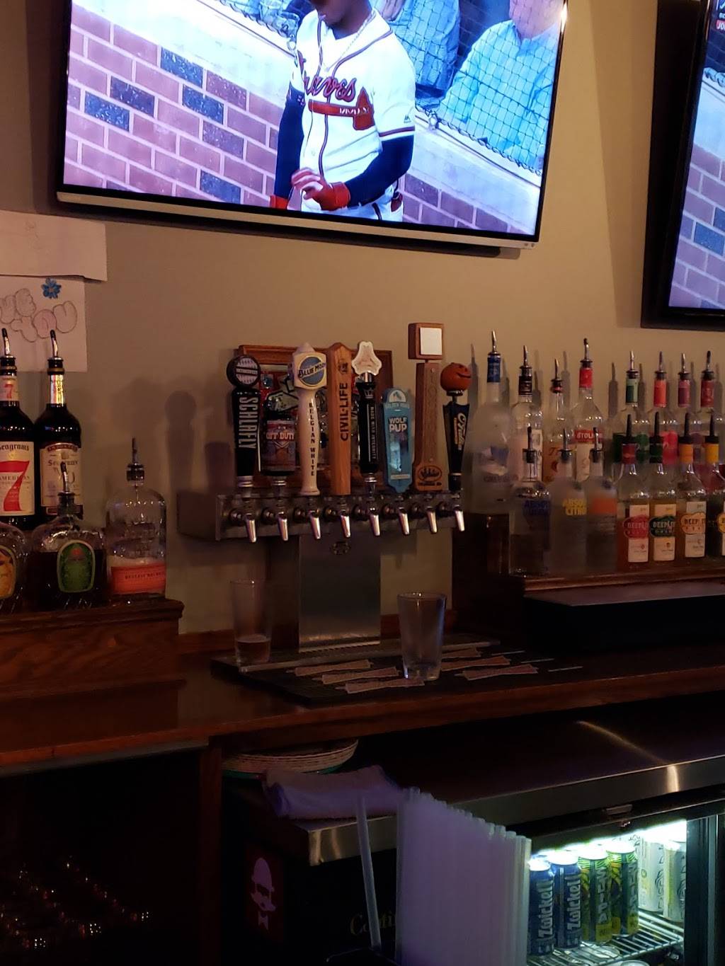 JJ Twigs Pizza & Pub | restaurant | 5600 Hampton Ave, St. Louis, MO 63109, USA | 3148336700 OR +1 314-833-6700