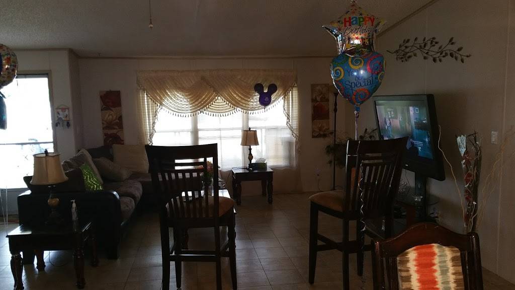 Pizza Pino | meal delivery | 5529 S 78th St, Tampa, FL 33619, USA | 8136714200 OR +1 813-671-4200