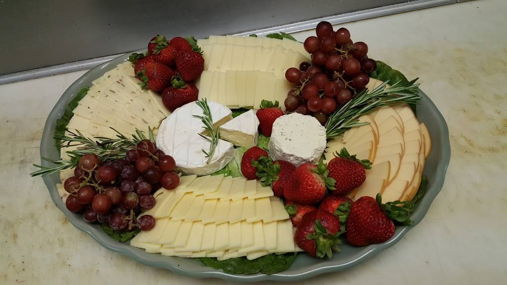 Pasquaney Restaurant & Wild Hare Tavern | restaurant | 1030 Mayhew Turnpike, Bristol, NH 03222, USA | 6037449111 OR +1 603-744-9111