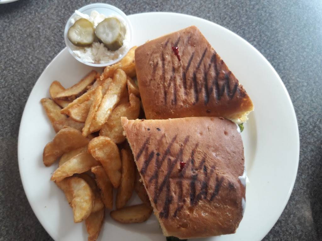 Airmont Diner | restaurant | 210 NY-59, Suffern, NY 10901, USA | 8453680020 OR +1 845-368-0020