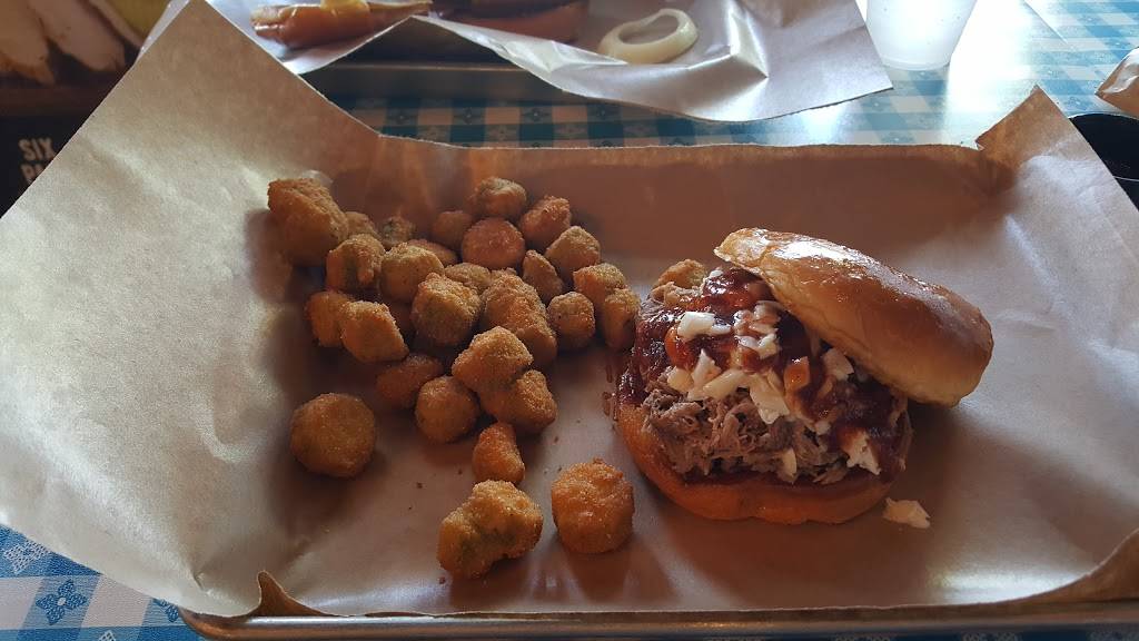 Dickeys Barbecue Pit | restaurant | 661 Louis Henna Blvd, Round Rock, TX 78664, USA | 5122442877 OR +1 512-244-2877