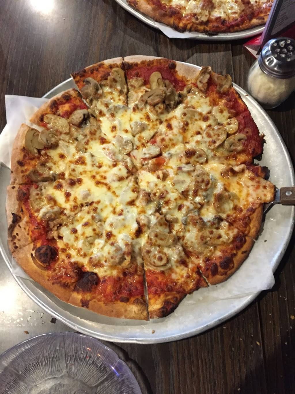 Chuck Celsis Tavern Restaurant | restaurant | 205 5th St, West Des Moines, IA 50265, USA | 5152559827 OR +1 515-255-9827