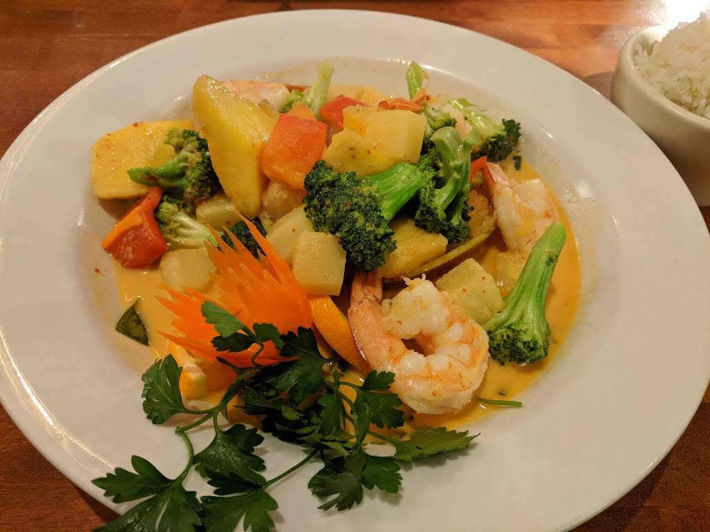 Rice Pot Thai Restaurant | restaurant | 1027 State St, New Haven, CT 06511, USA | 2037726679 OR +1 203-772-6679