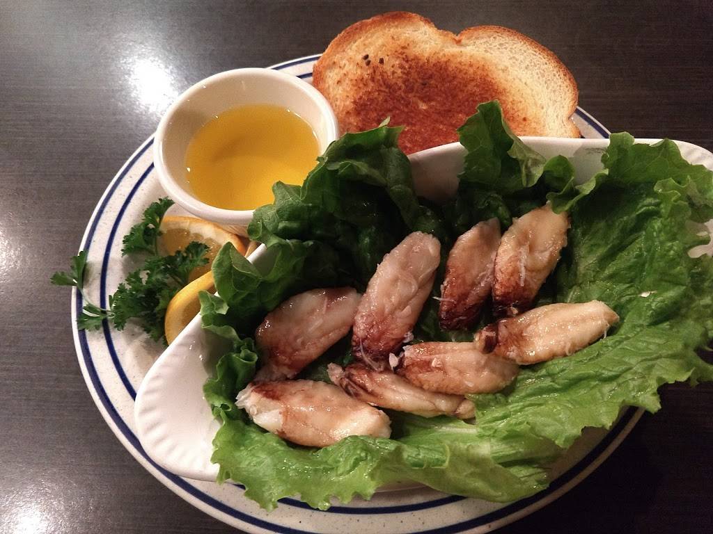 Doogers Seafood & Grill | restaurant | 505 Broadway St, Seaside, OR 97138, USA | 5037383773 OR +1 503-738-3773