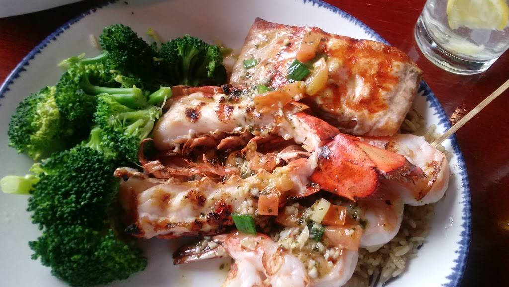 Red Lobster | restaurant | 6850 N Telegraph Rd, Dearborn Heights, MI 48127, USA | 3135624605 OR +1 313-562-4605