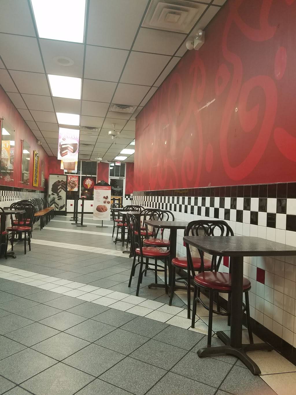 Cold Stone Creamery | bakery | 3822 W Newberry Rd Suite B, Gainesville, FL 32607, USA | 3522717437 OR +1 352-271-7437