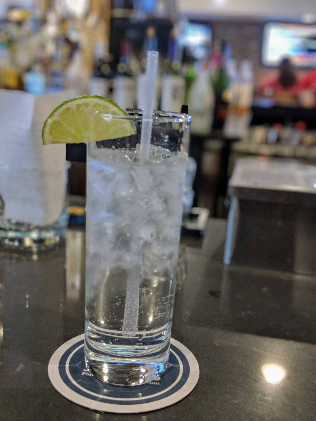 The Hub Bar & Grill | restaurant | 4181 W 150th St, Cleveland, OH 44135, USA | 2162527700 OR +1 216-252-7700