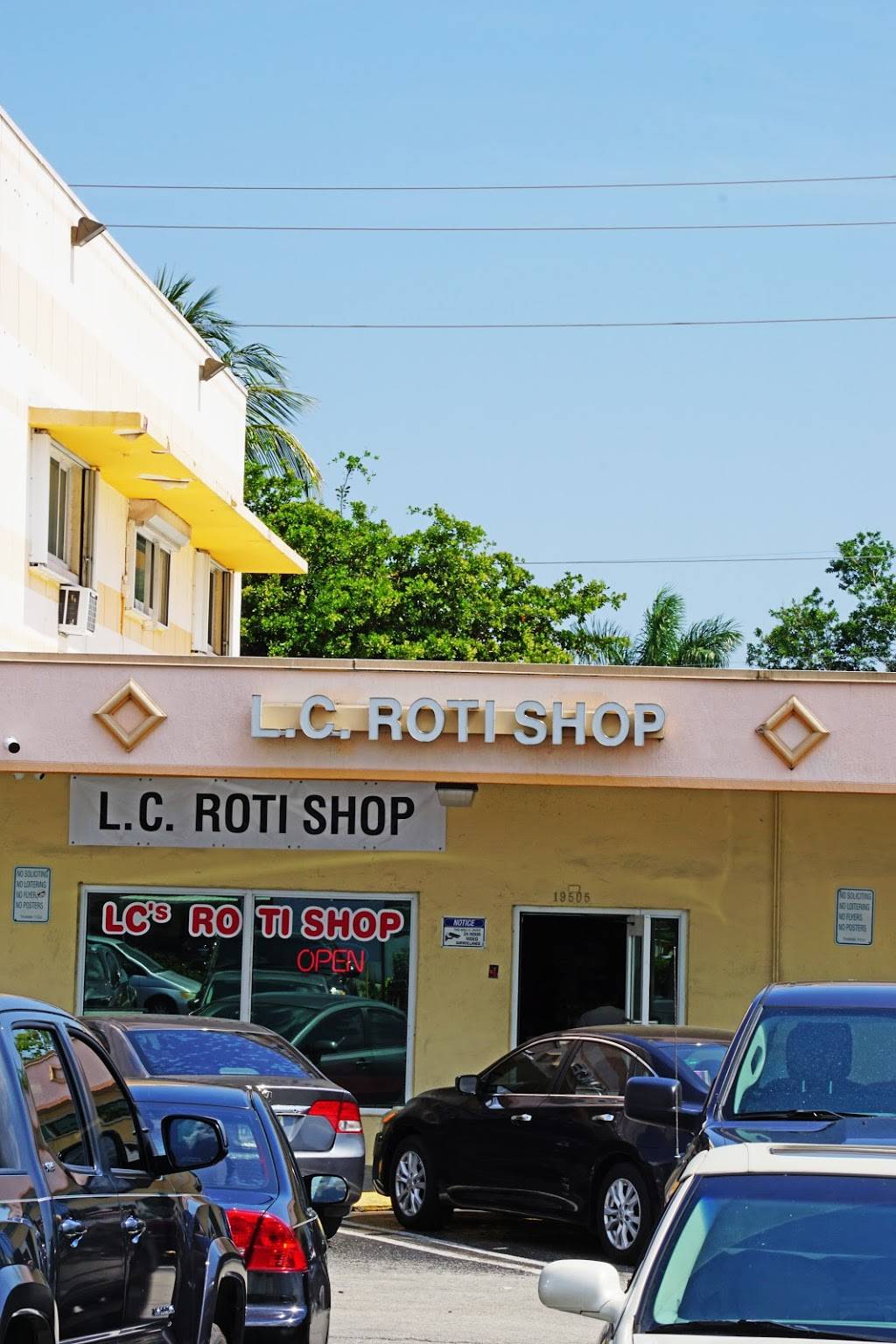 L C Roti Shop | restaurant | 19505 NW 2nd Ave, Miami, FL 33169, USA | 3056518924 OR +1 305-651-8924