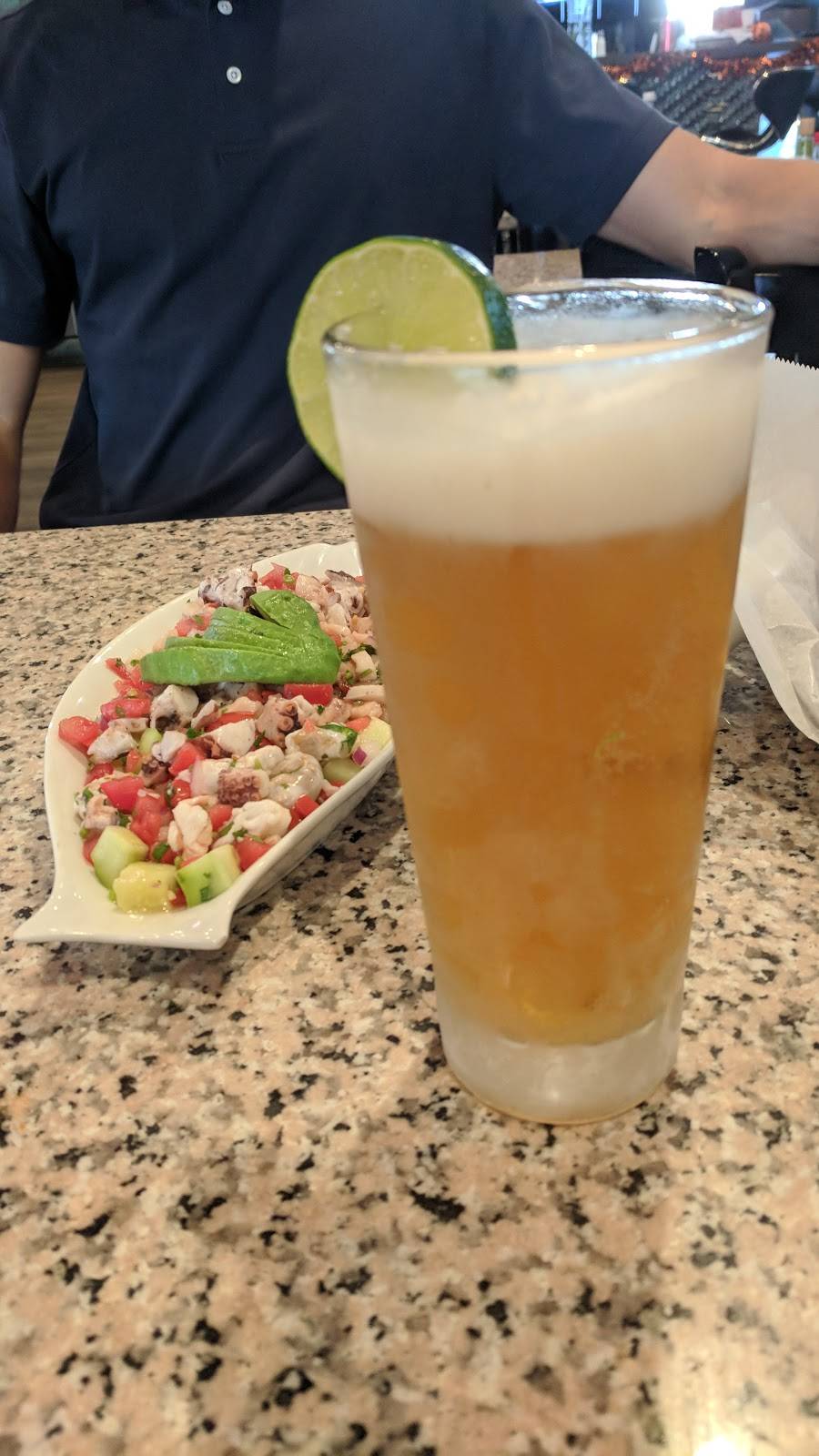 El Camarón Loco | restaurant | 301 E Santa Clara St suite b, San Jose, CA 95113, USA | 4085645473 OR +1 408-564-5473