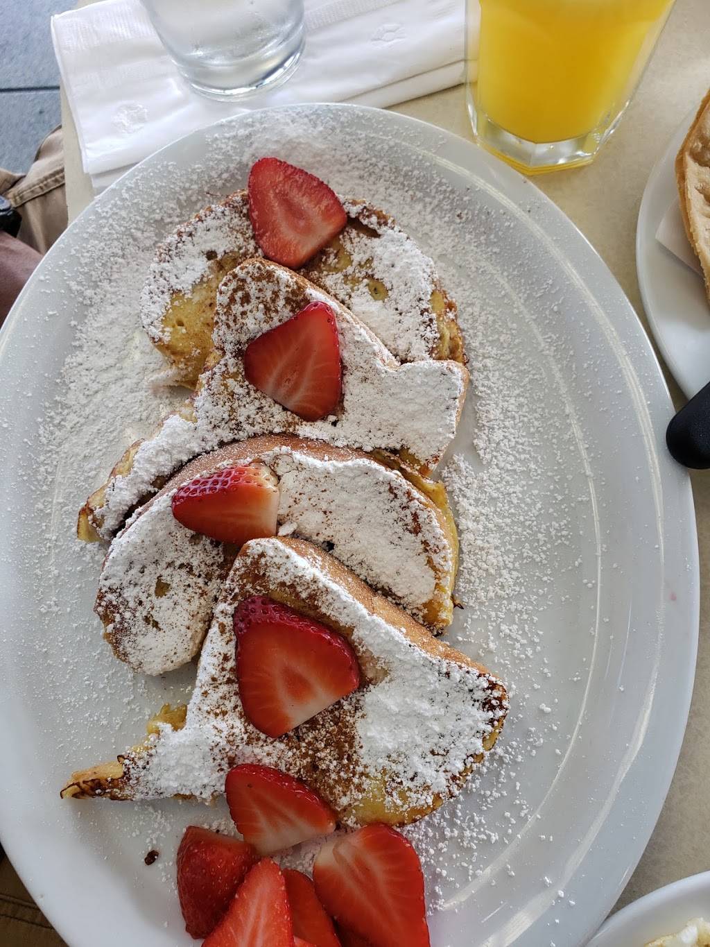 Angels Latin Cafe | restaurant | 1011 North, FL-7, Margate, FL 33063, USA | 9545329217 OR +1 954-532-9217