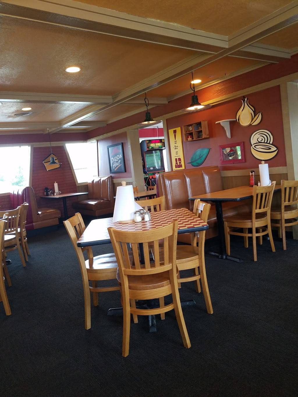 Pizza Hut | meal takeaway | 1514 Fayetteville Rd Ste E, Van Buren, AR 72956, USA | 4794744200 OR +1 479-474-4200