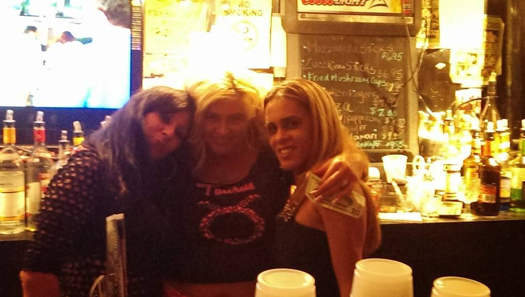 Dillingers Pub and Grille | restaurant | 349 Hazel St, Clifton, NJ 07011, USA | 9732463066 OR +1 973-246-3066