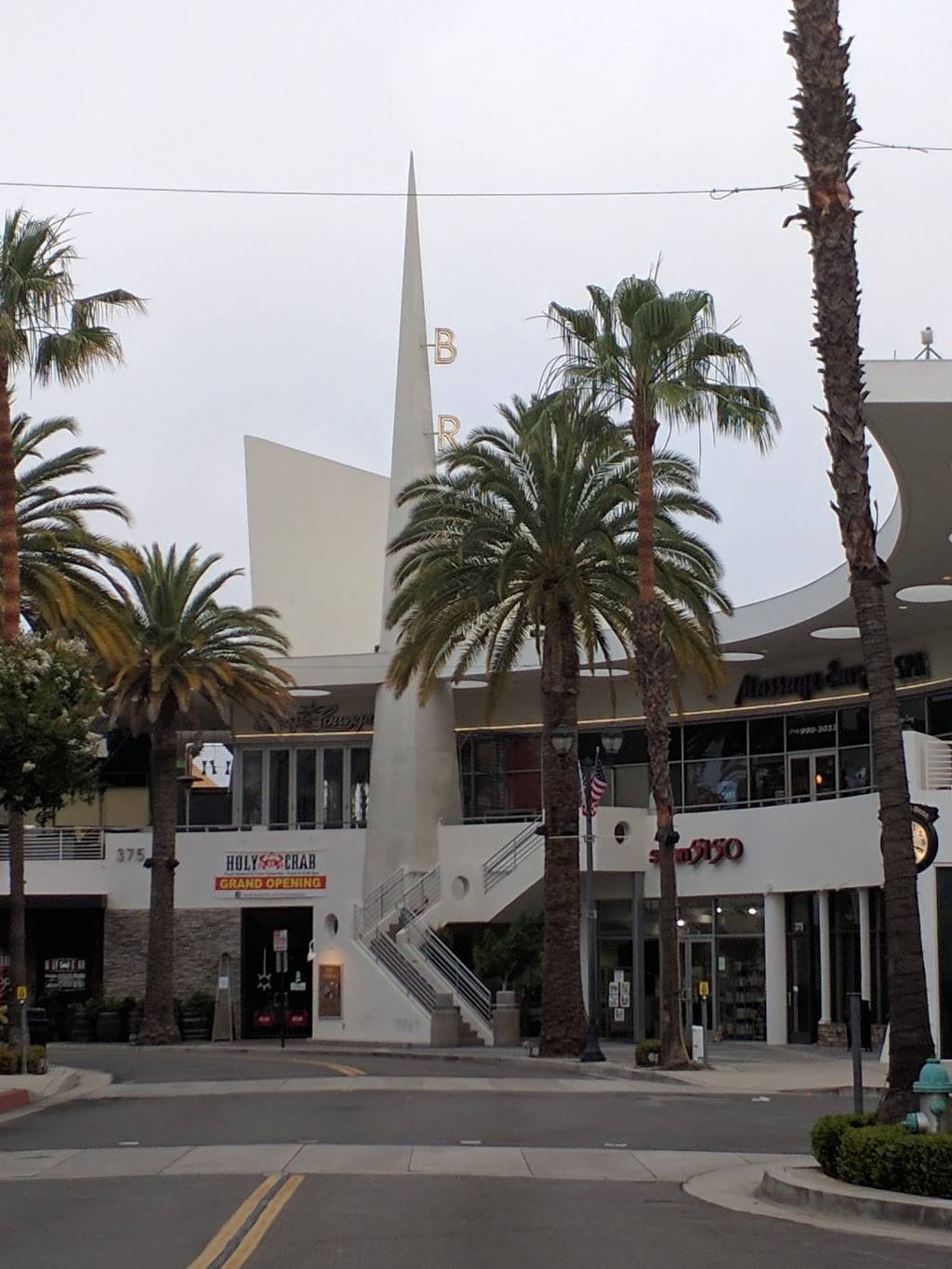 Starbucks | cafe | 260 W Birch St #D, Brea, CA 92821, USA | 7145292939 OR +1 714-529-2939