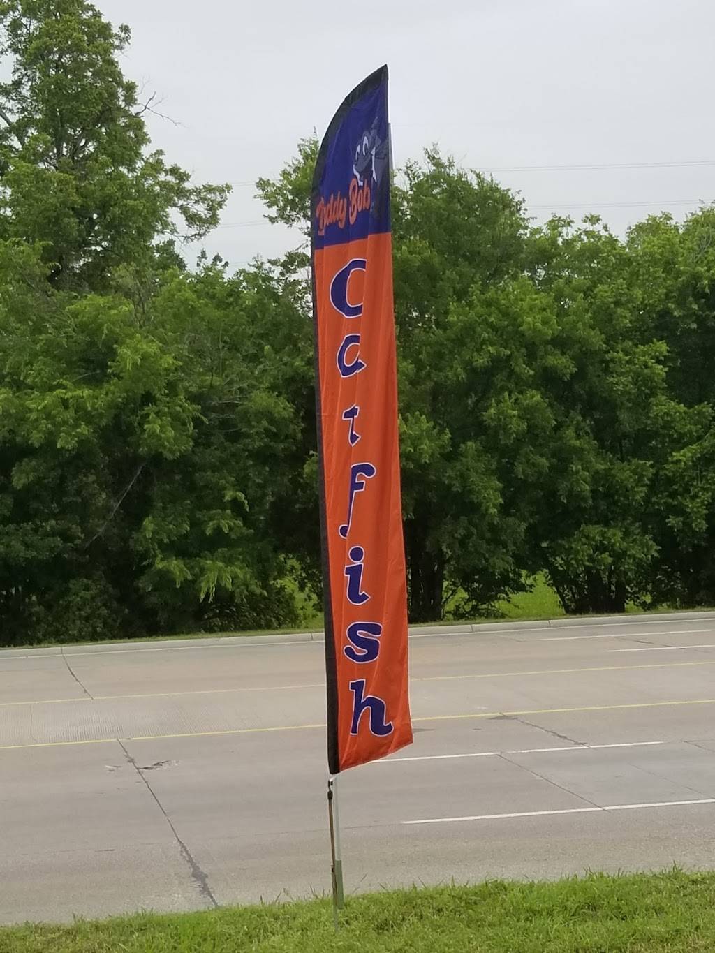Daddy Bobs Catfish | restaurant | 1709 Belt Line Rd, Garland, TX 75044, USA | 4699691800 OR +1 469-969-1800