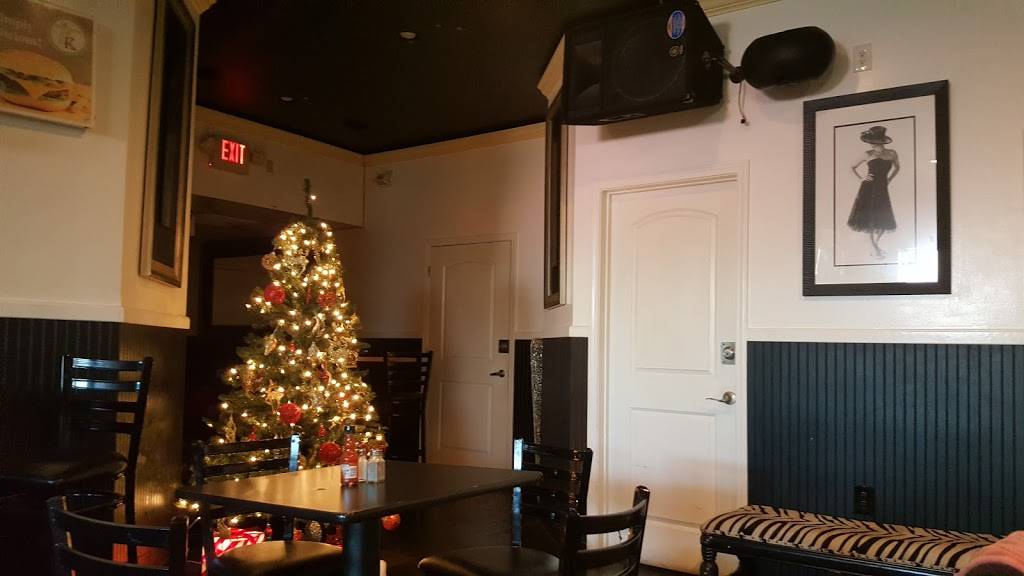 Ms. Angies Kitchen | restaurant | 118 S 3rd St, Brooklyn, IL 62059, USA | 6188747335 OR +1 618-874-7335